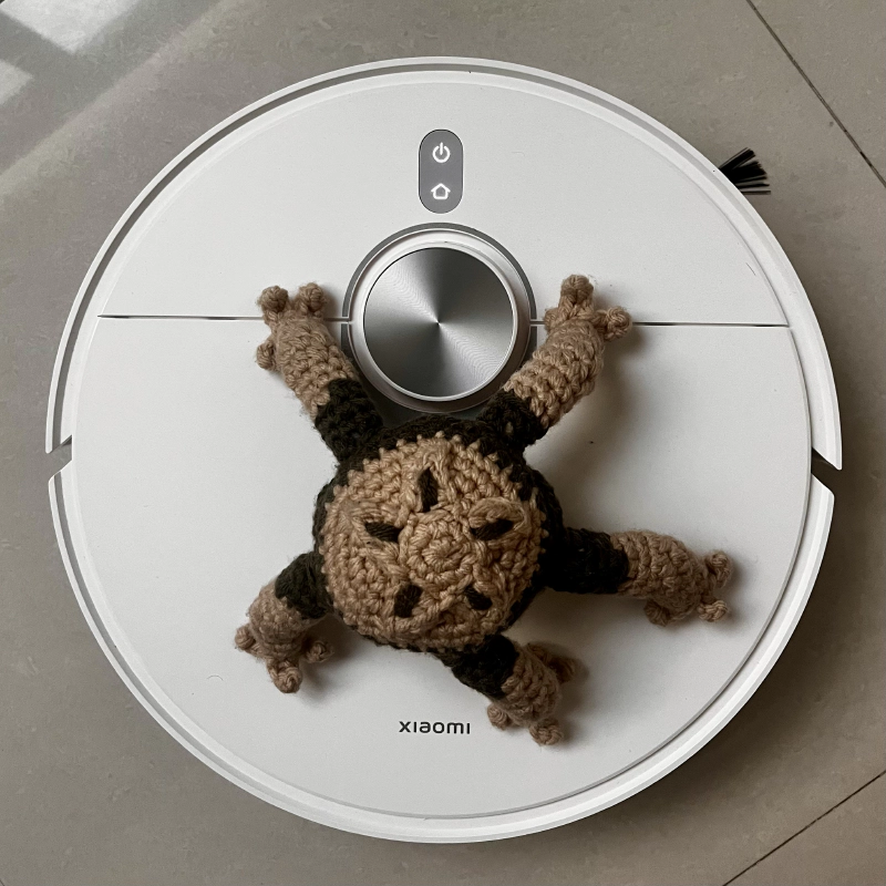 Robot vacuum cleaner